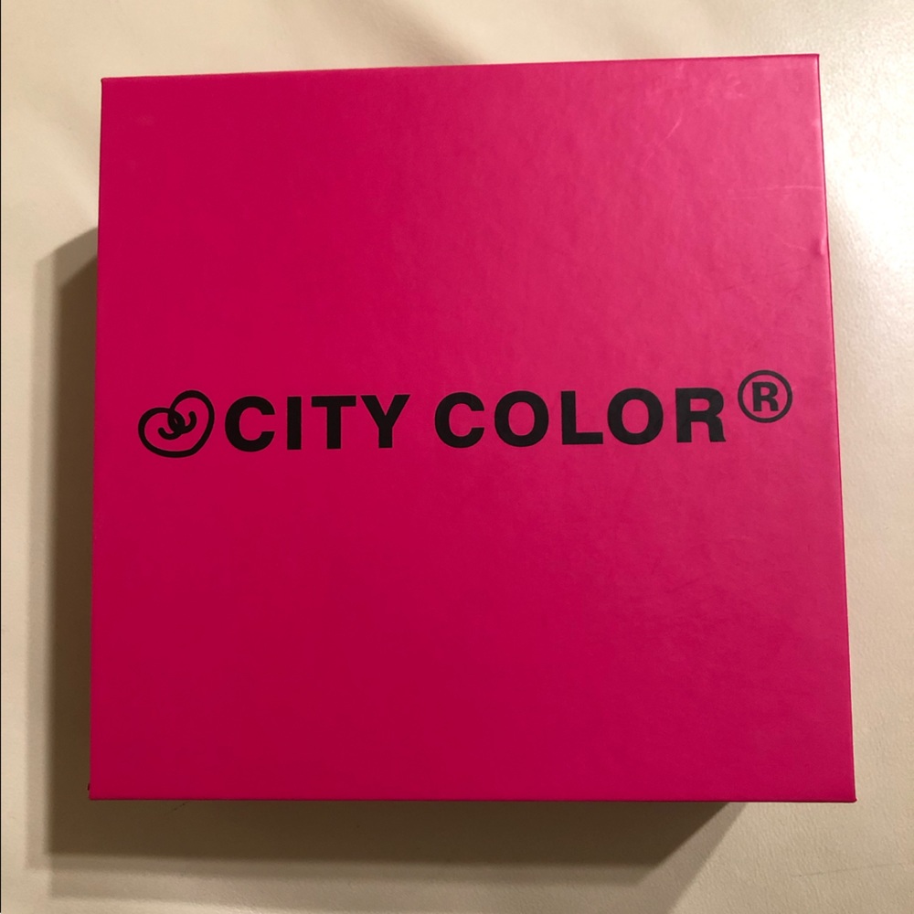 City Color Cosmetics PR Box - Picture 4 of 4